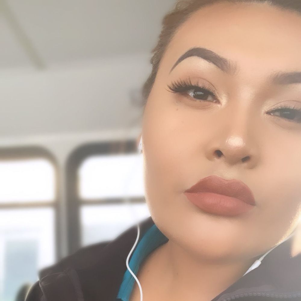 Meet your Posher, Danielle